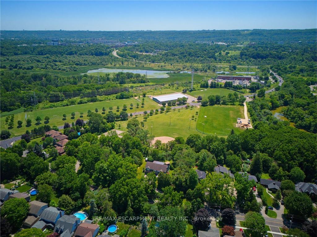 Photo 45 of 59 Forestview Drive, Hamilton, Cootes Paradise — HOMEH