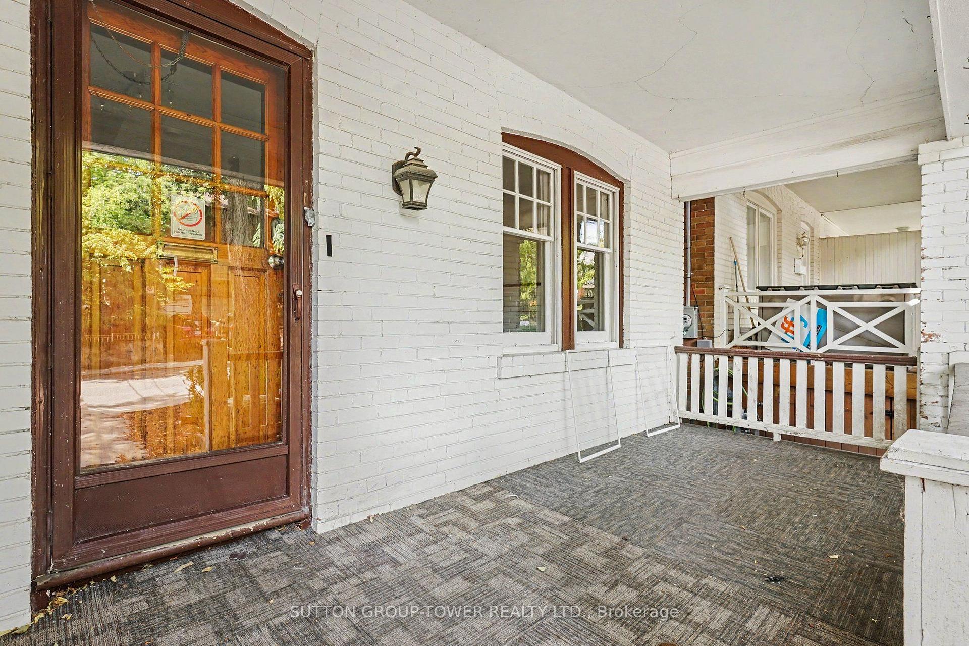 Photo 3 of 118 Castlefield Avenue, Toronto, Yonge-Eglinton — HOMEH