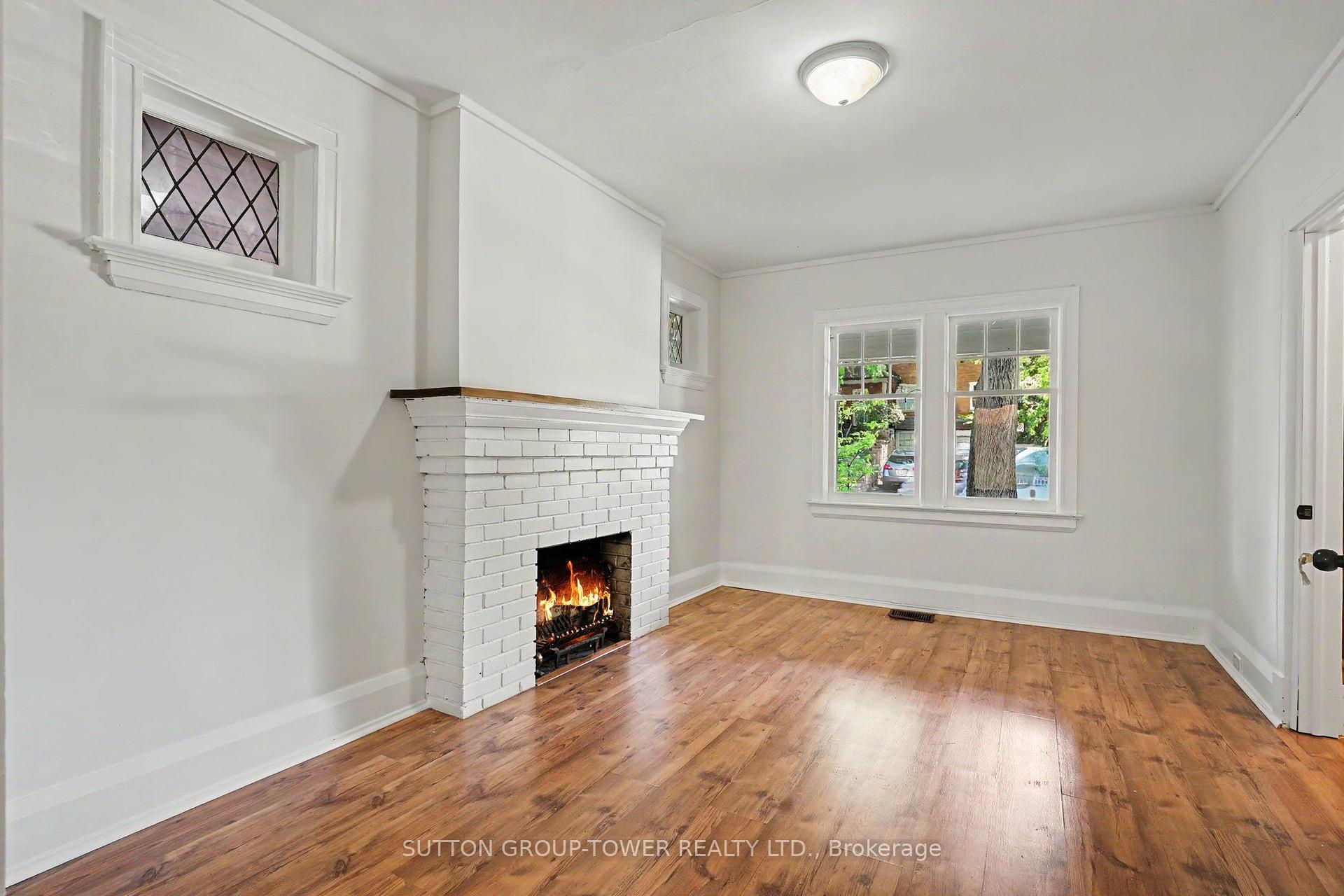 Photo 6 of 118 Castlefield Avenue, Toronto, Yonge-Eglinton — HOMEH