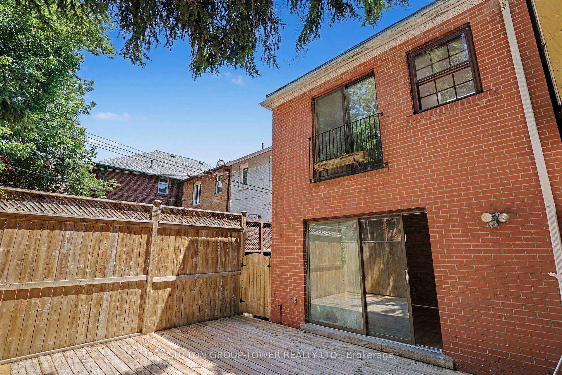 Photo 29 of 118 Castlefield Avenue, Toronto, Yonge-Eglinton — HOMEH