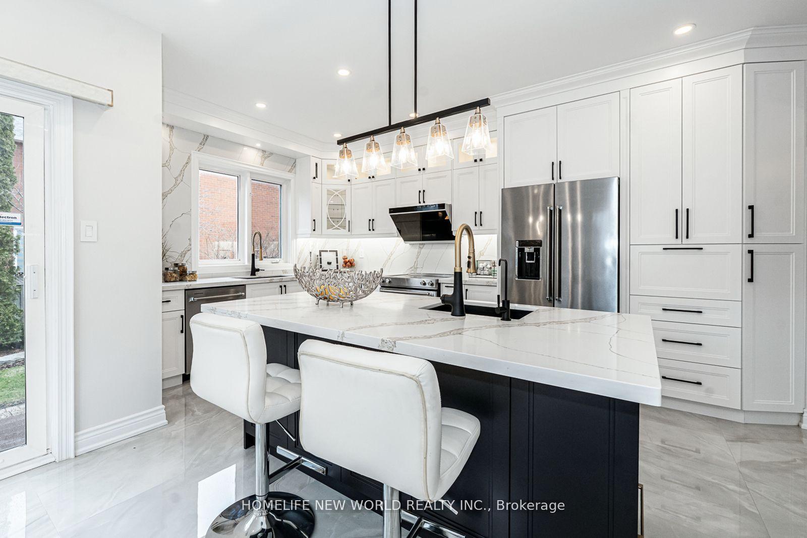 Photo 11 of 11 Fortune Crescent, Richmond Hill, Rouge Woods — HOMEH
