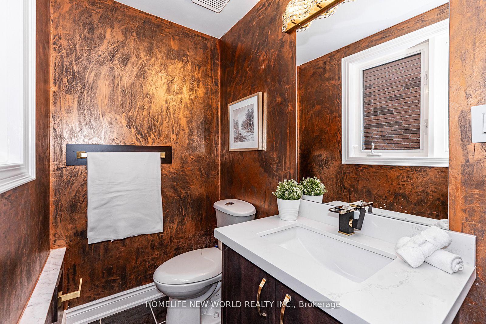 Photo 35 of 11 Fortune Crescent, Richmond Hill, Rouge Woods — HOMEH