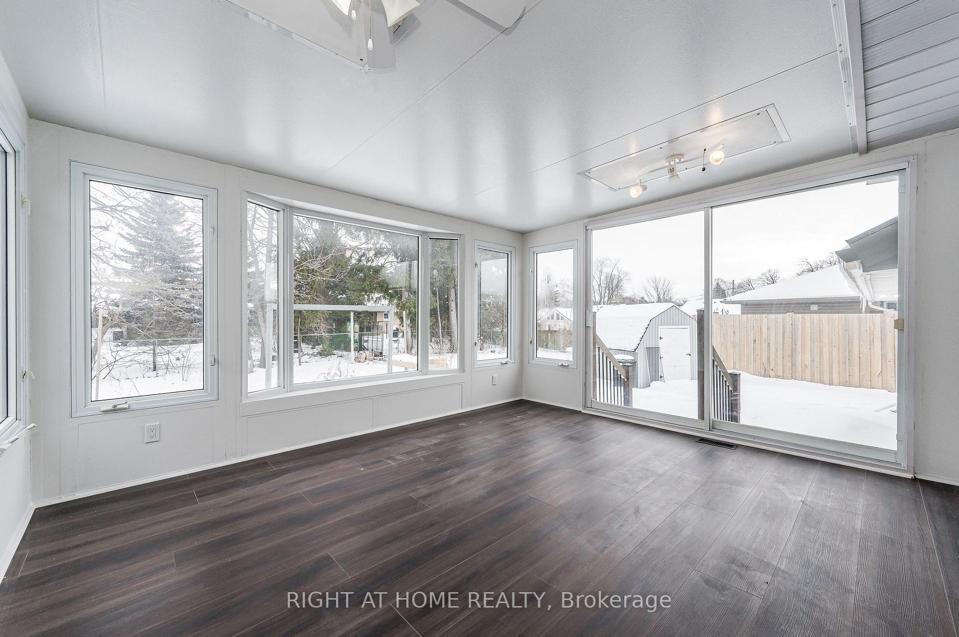 Photo 19 of 18 Ridgewood Avenue, Kitchener, Uptown Waterloo/North Ward — HOMEH