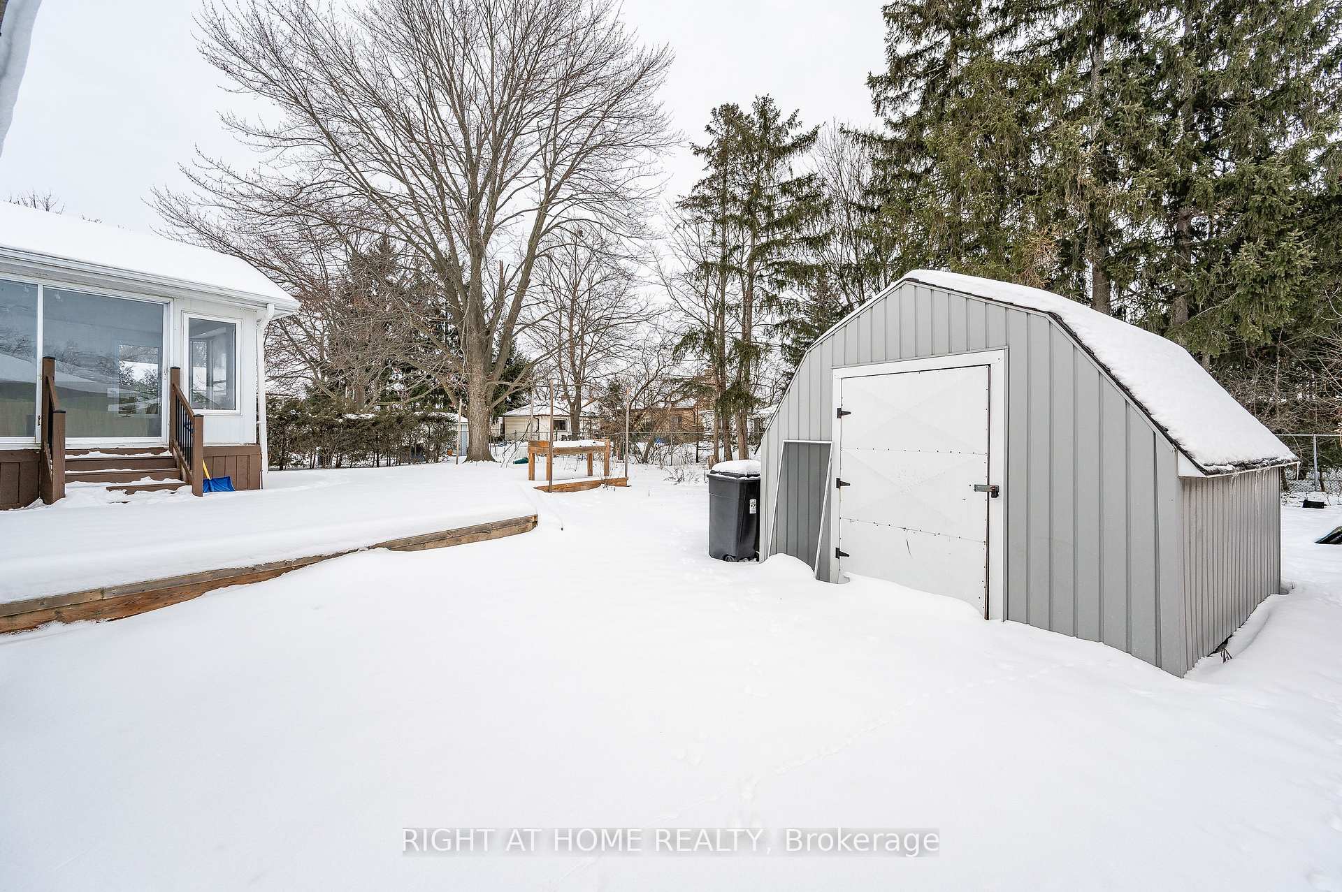 Photo 27 of 18 Ridgewood Avenue, Kitchener, Uptown Waterloo/North Ward — HOMEH