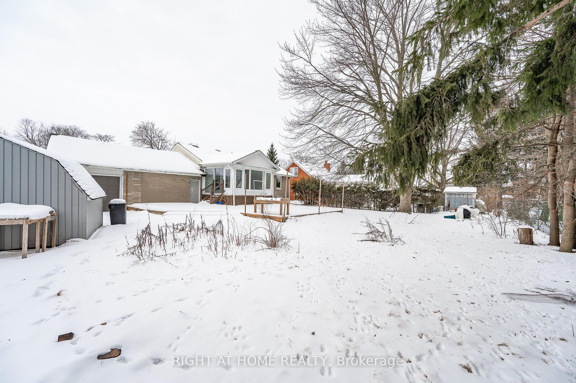 Photo 28 of 18 Ridgewood Avenue, Kitchener, Uptown Waterloo/North Ward — HOMEH