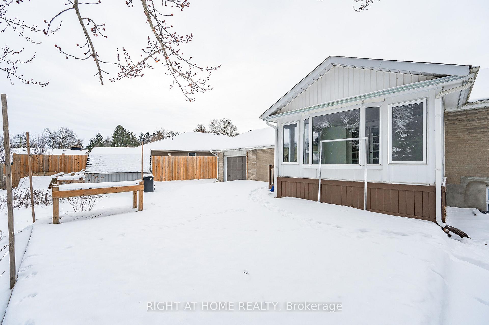 Photo 31 of 18 Ridgewood Avenue, Kitchener, Uptown Waterloo/North Ward — HOMEH