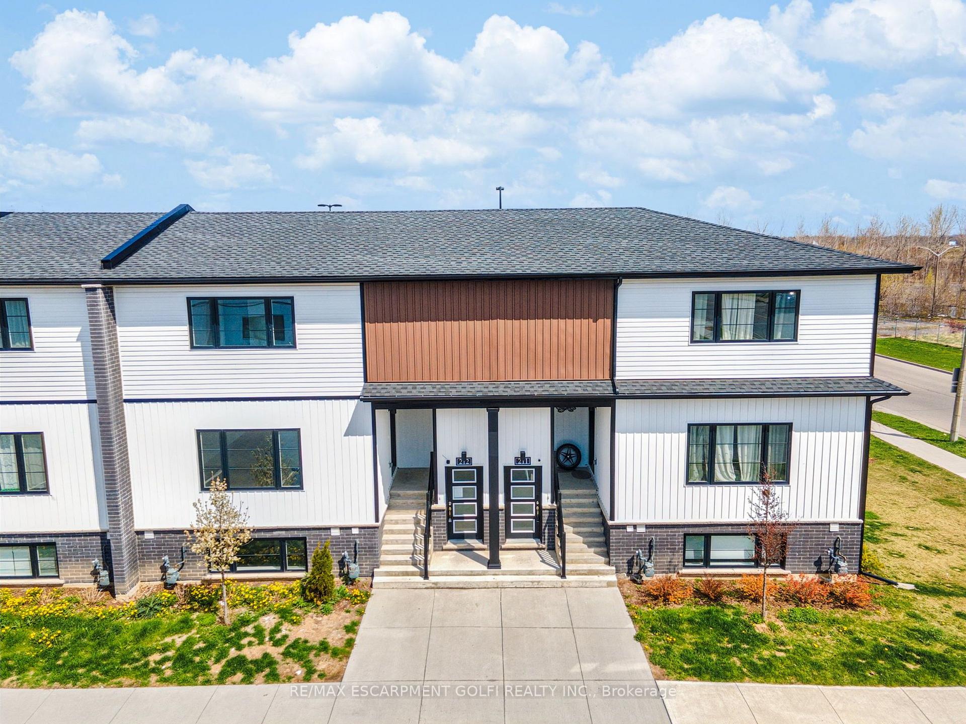 Photo of Unit 212, 4263 Fourth Avenue