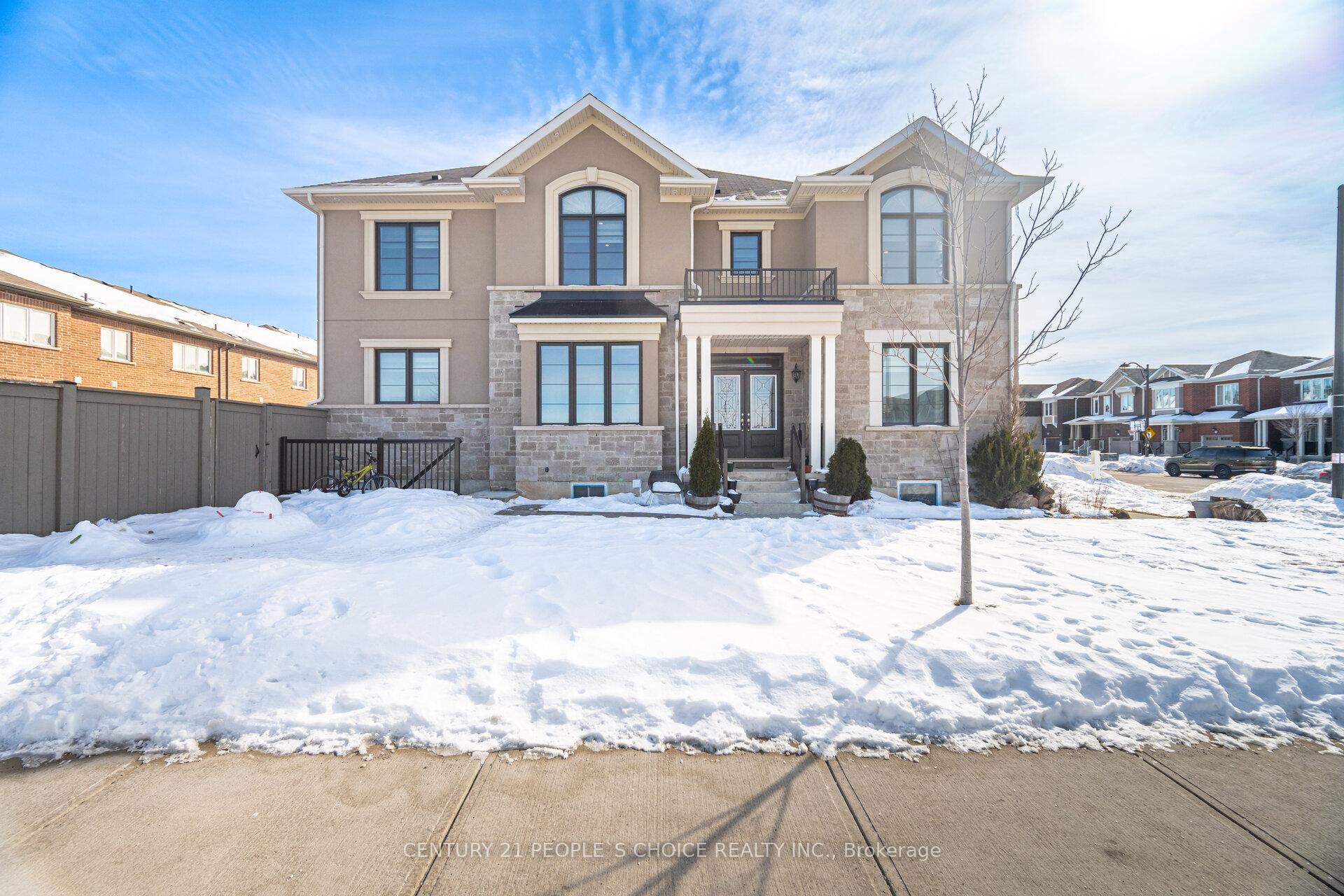 Photo 42 of Unit Upper, 744 Kennedy Circle W, Milton, Cobban — HOMEH