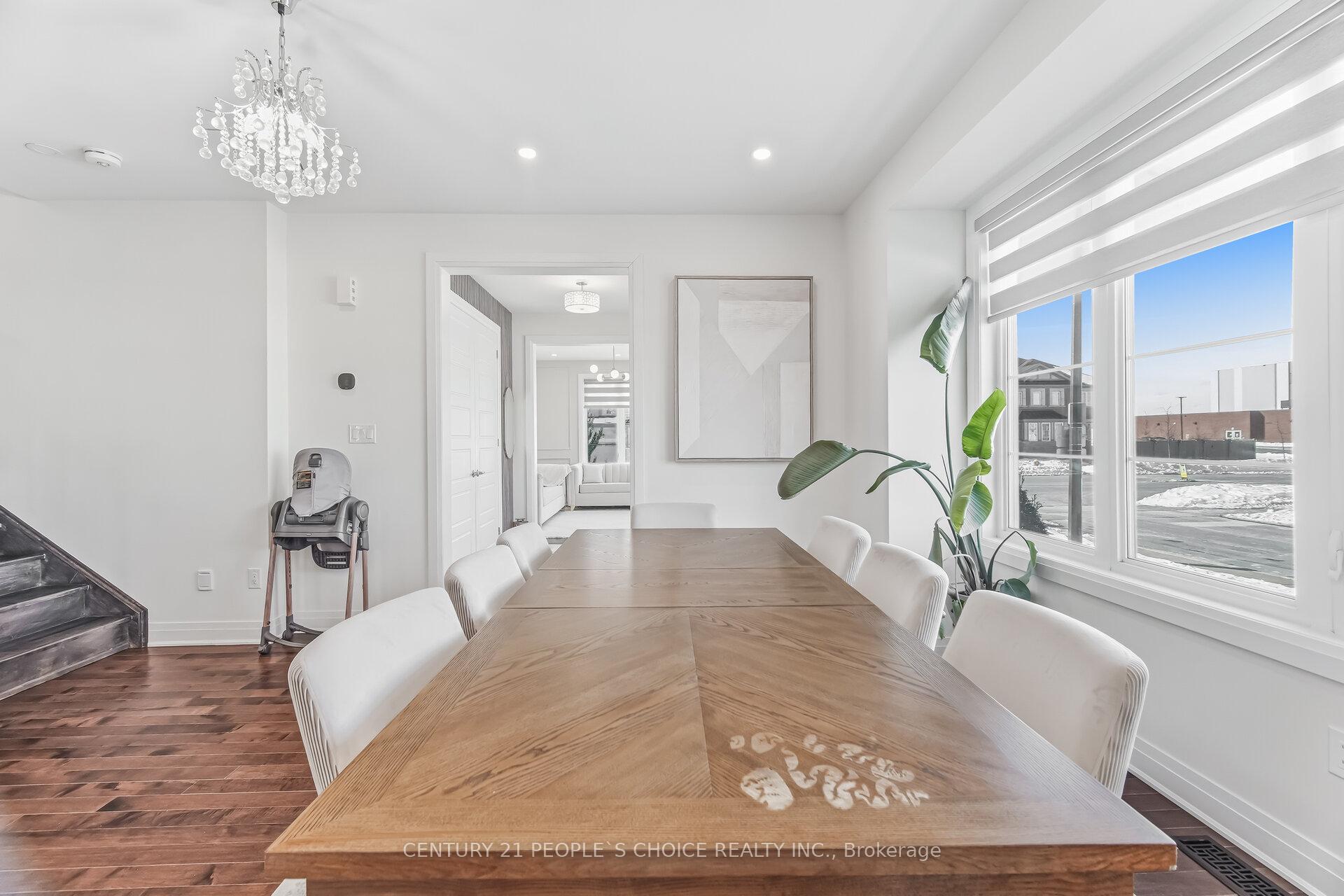 Photo 9 of Unit Upper, 744 Kennedy Circle W, Milton, Cobban — HOMEH
