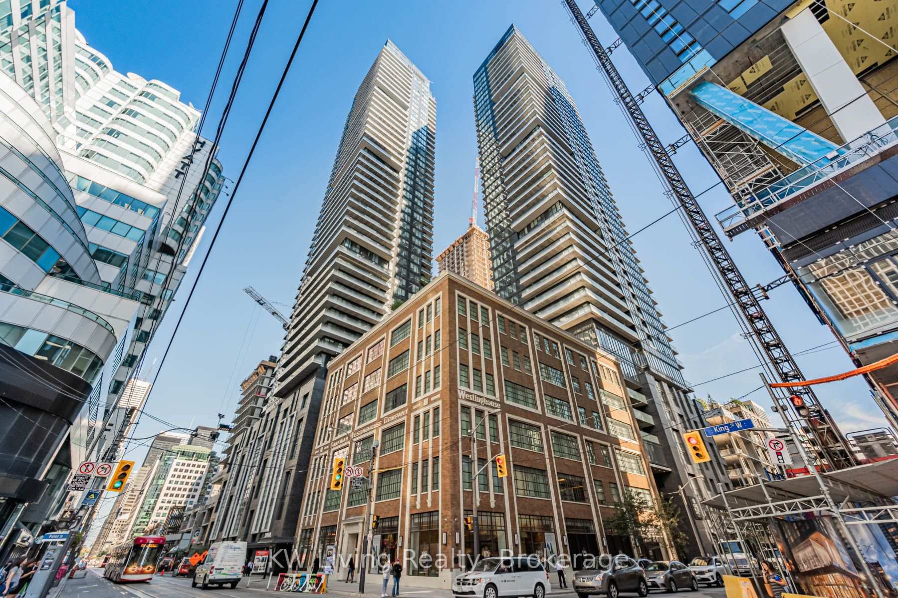Photo 1 of Unit 819, 115 Blue Jays Way, Toronto, Waterfront Communities — HOMEH