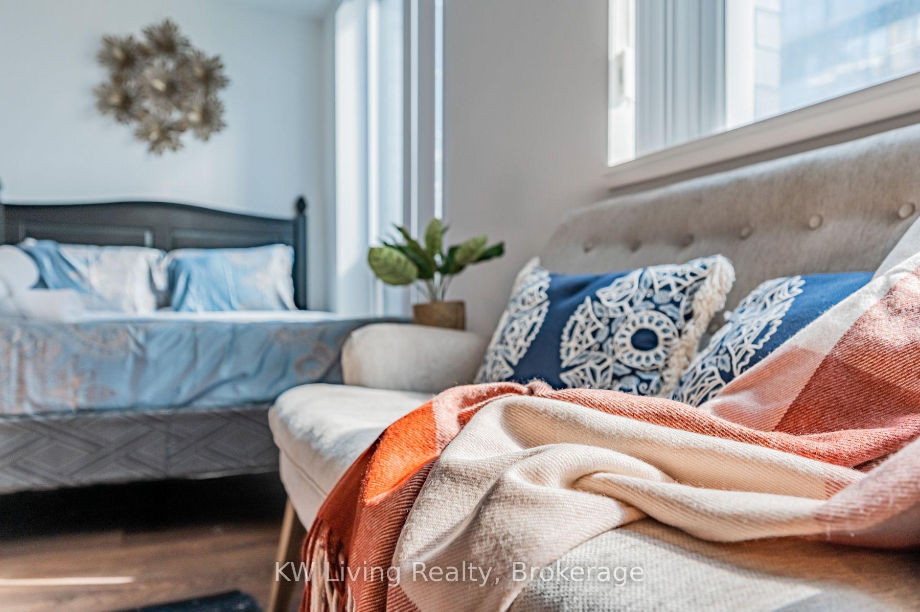 Photo 14 of Unit 819, 115 Blue Jays Way, Toronto, Waterfront Communities — HOMEH