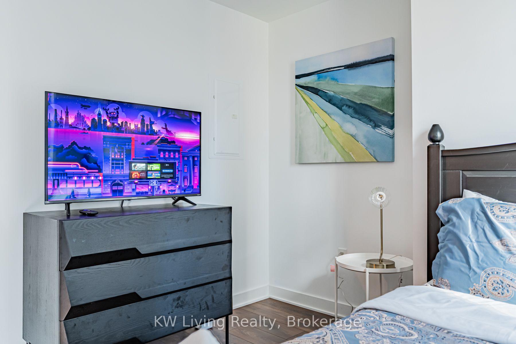 Photo 17 of Unit 819, 115 Blue Jays Way, Toronto, Waterfront Communities — HOMEH