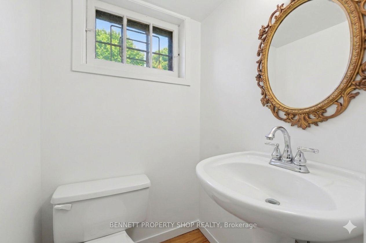 Photo 6 of 1361 Summerville Avenue, Ottawa, Carlington — HOMEH