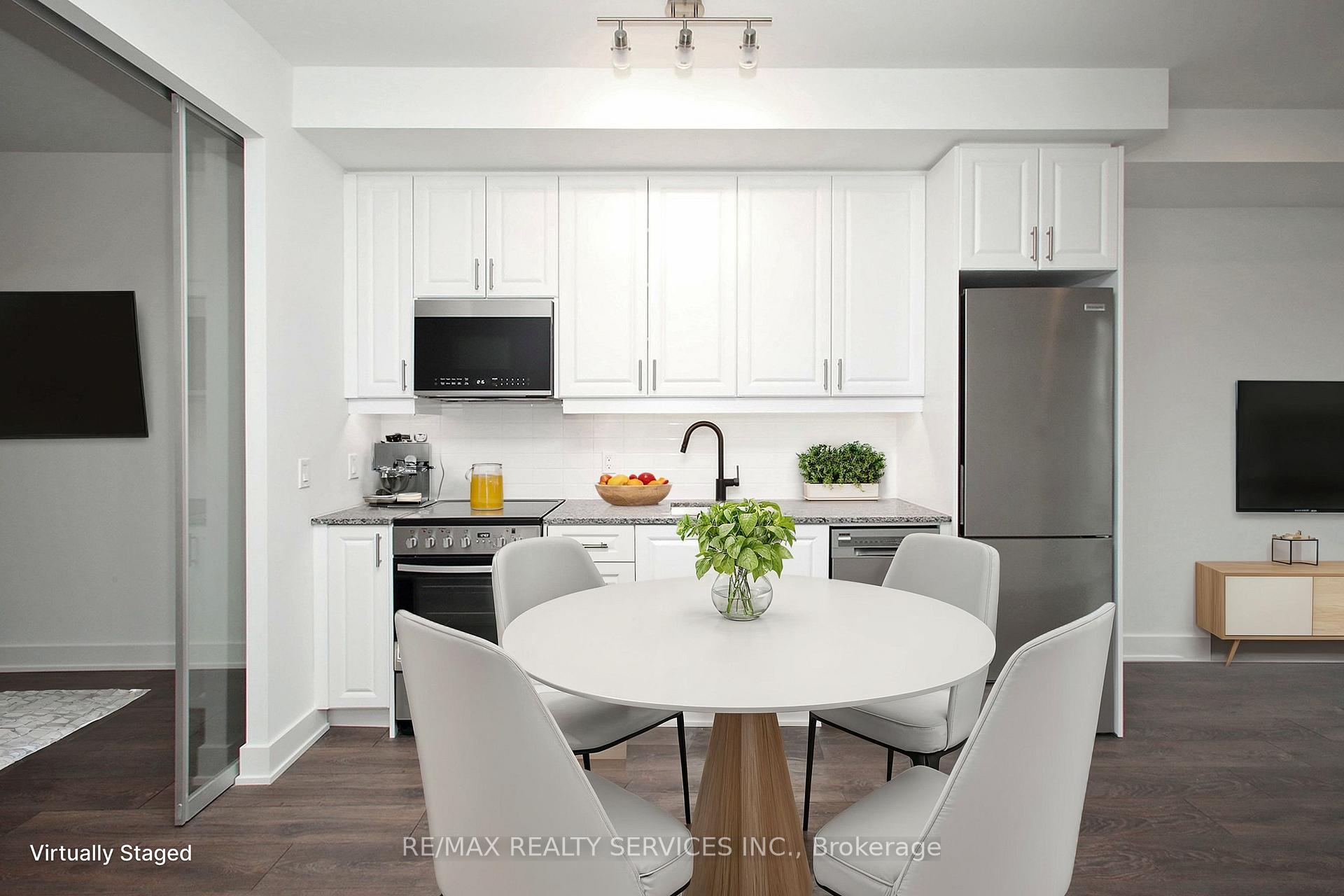 Photo 4 of Unit 312, 2343 Khalsa Gate, Oakville, Westmount — HOMEH