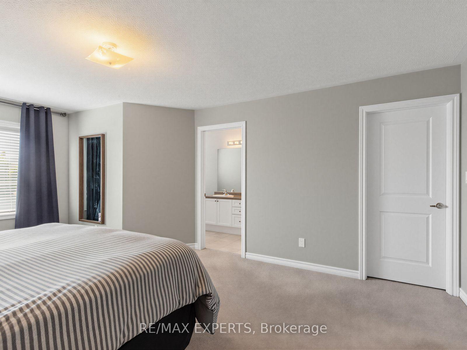 Photo 18 of 52 Vedette Way, Vaughan, Vellore Village — HOMEH