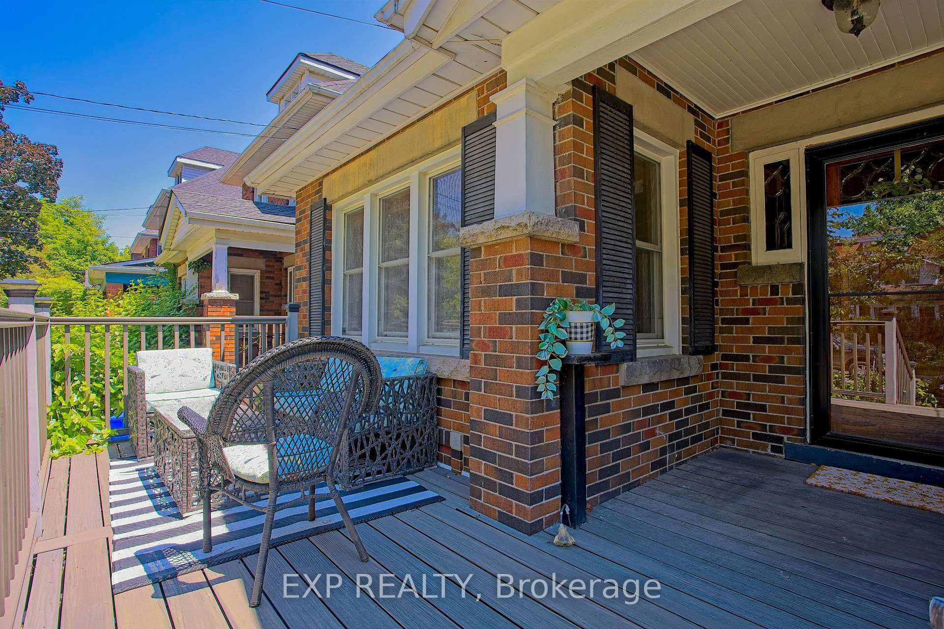 Photo 4 of 32 Dalewood Crescent, Hamilton, Westdale — HOMEH
