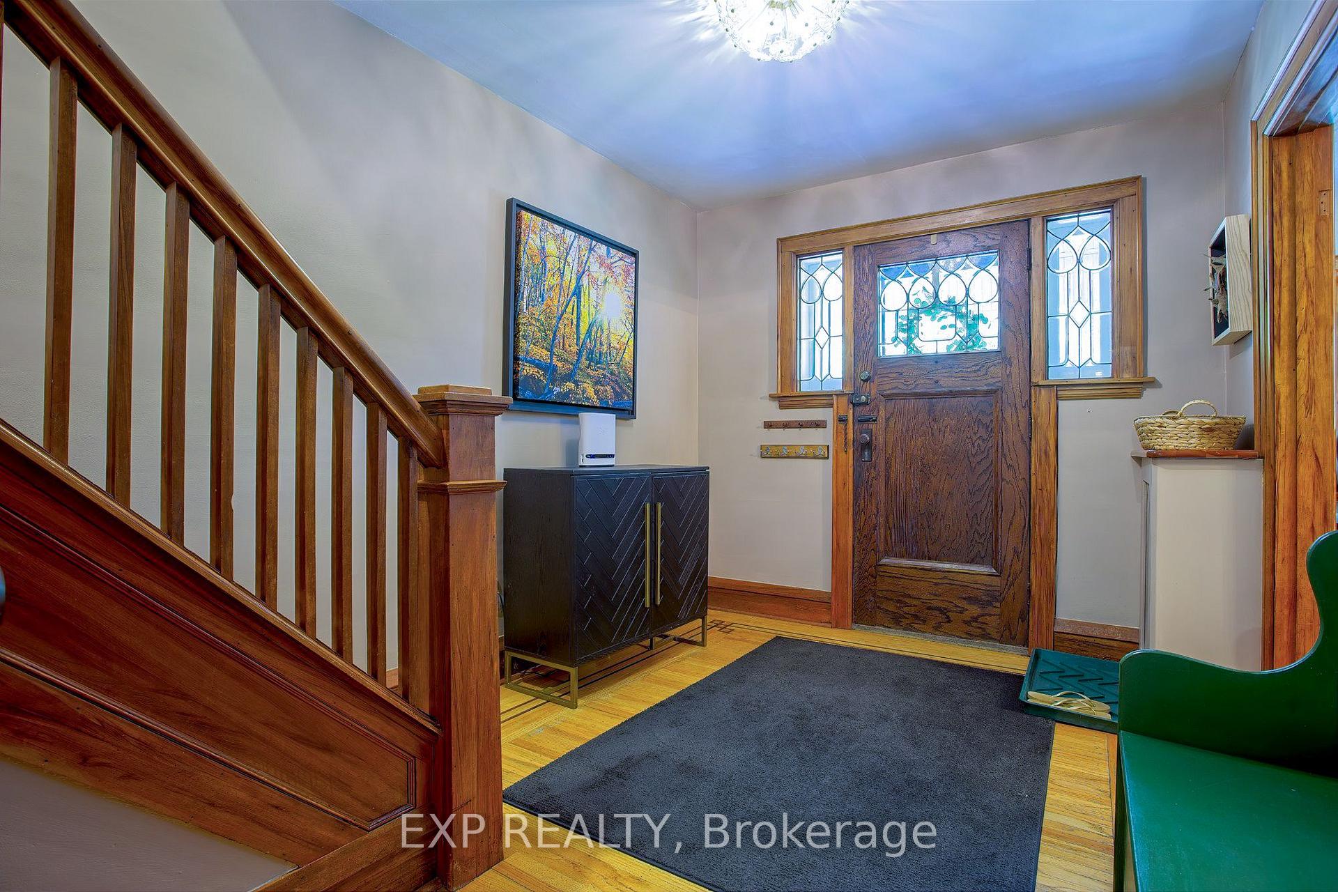 Photo 6 of 32 Dalewood Crescent, Hamilton, Westdale — HOMEH