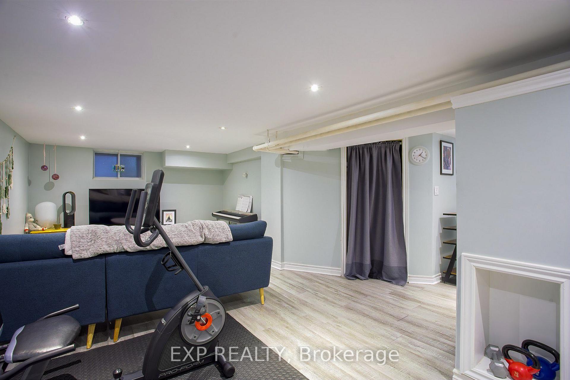 Photo 27 of 32 Dalewood Crescent, Hamilton, Westdale — HOMEH