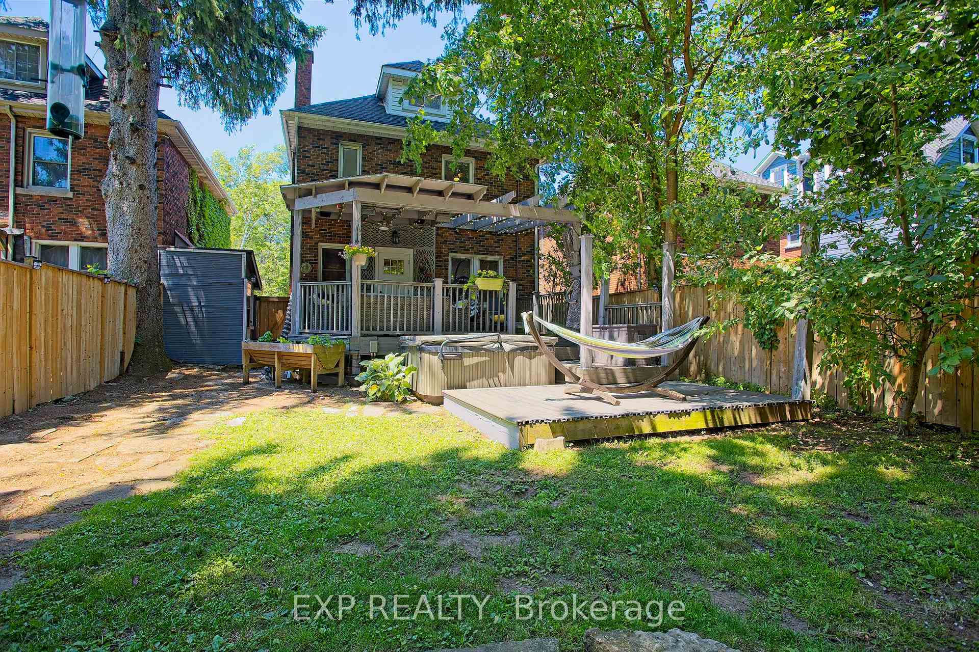 Photo 33 of 32 Dalewood Crescent, Hamilton, Westdale — HOMEH