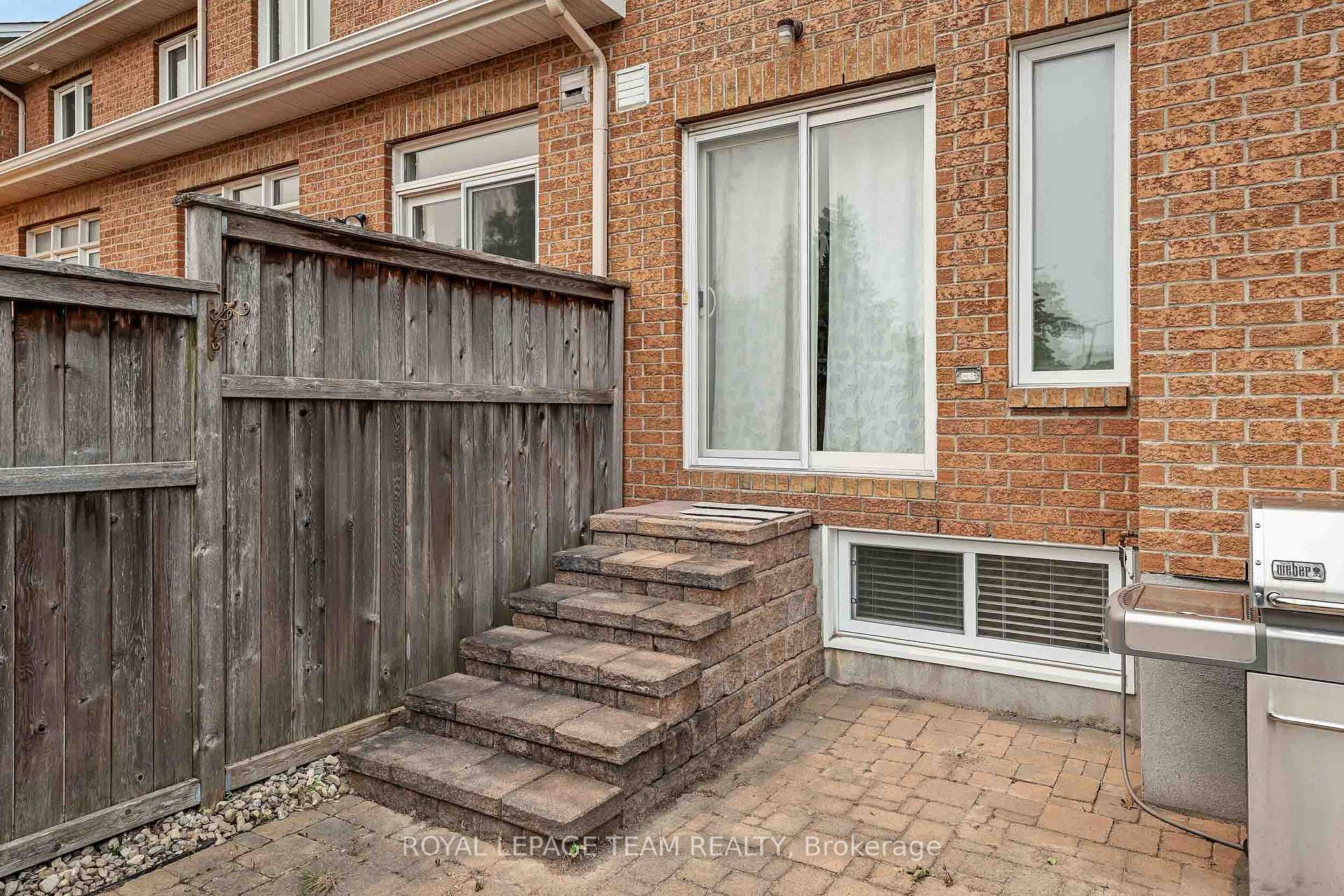 Photo 33 of 323 Freedom Private, Ottawa, Riverview Park — HOMEH
