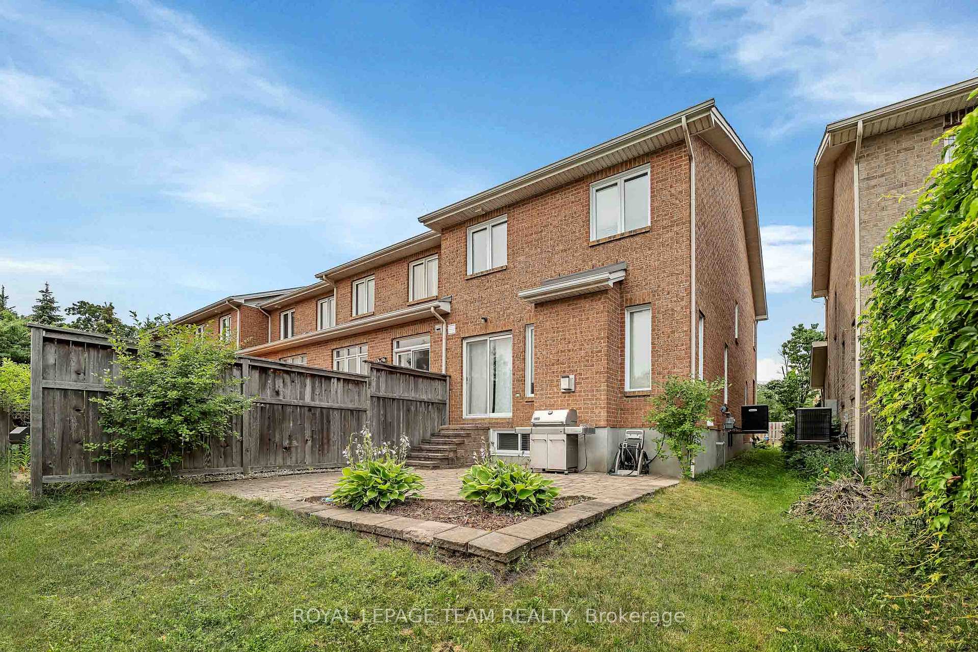 Photo 36 of 323 Freedom Private, Ottawa, Riverview Park — HOMEH