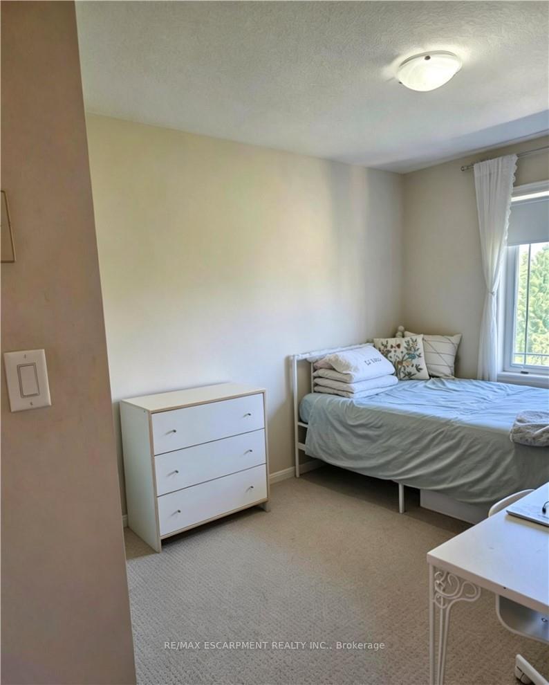 Photo 10 of Unit 9, 6 Chestnut Drive, Grimsby, Grimsby Beach — HOMEH