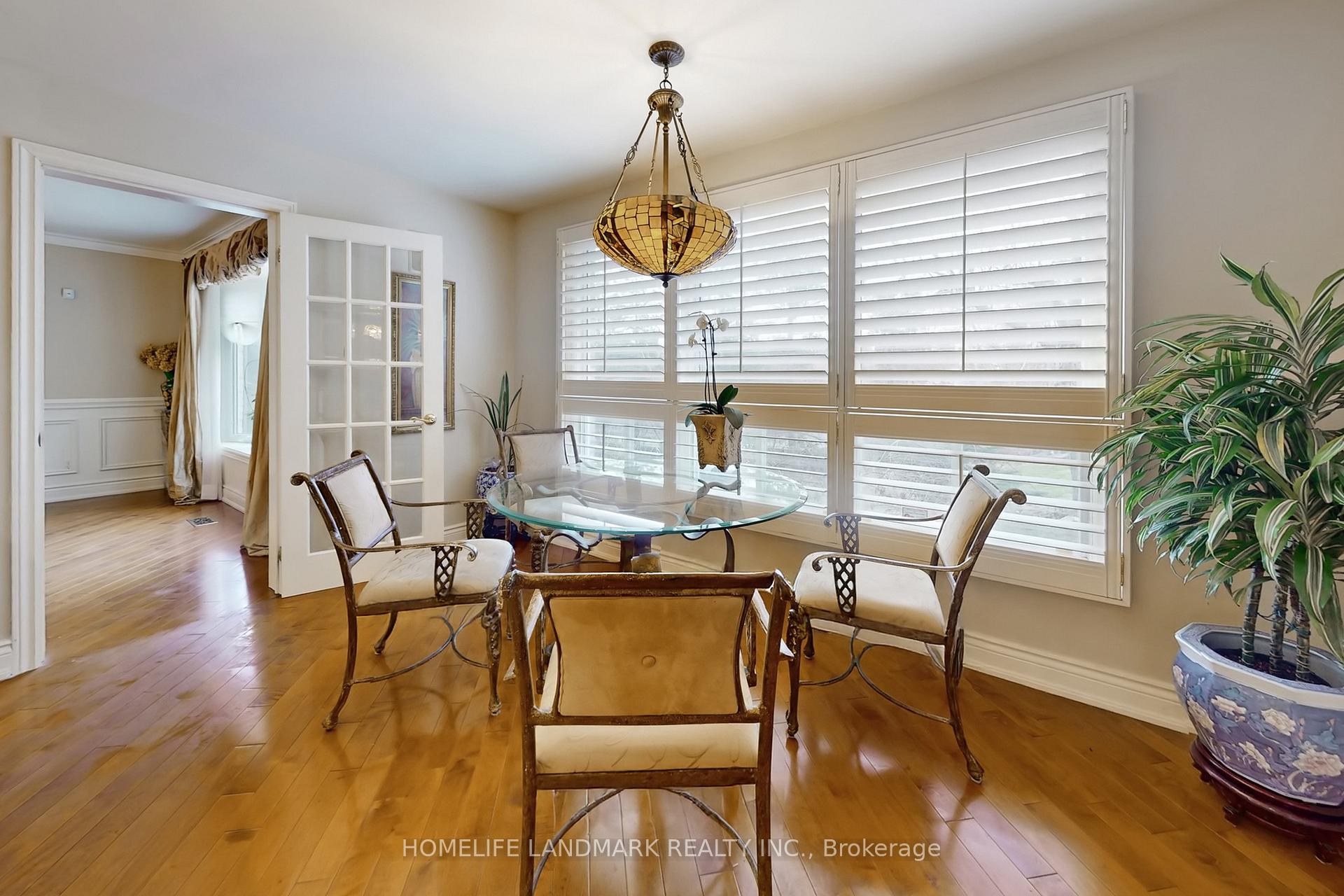 Photo 7 of 8 Prescott Court, Markham, Bayview Glen — HOMEH