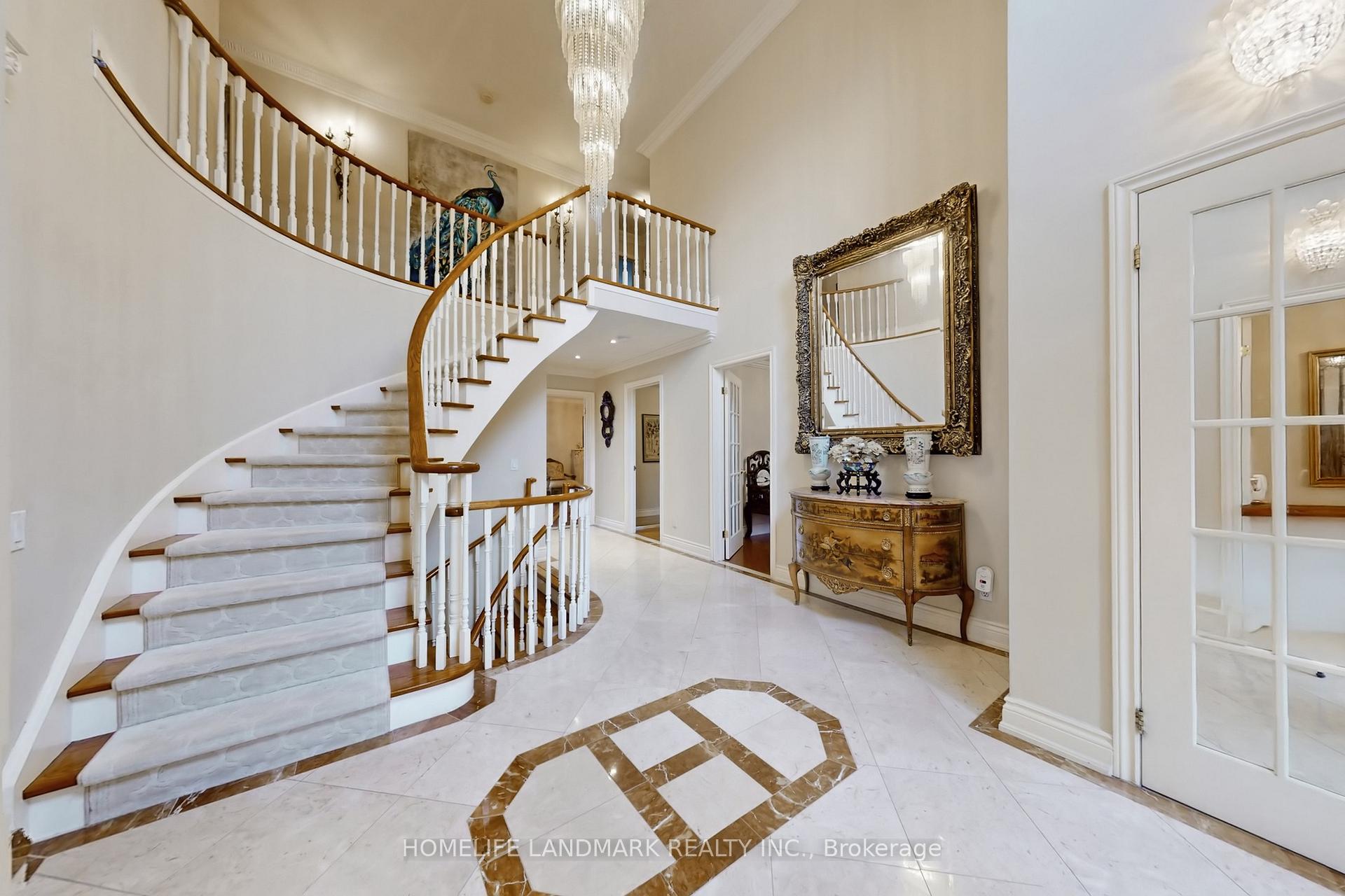 Photo 11 of 8 Prescott Court, Markham, Bayview Glen — HOMEH