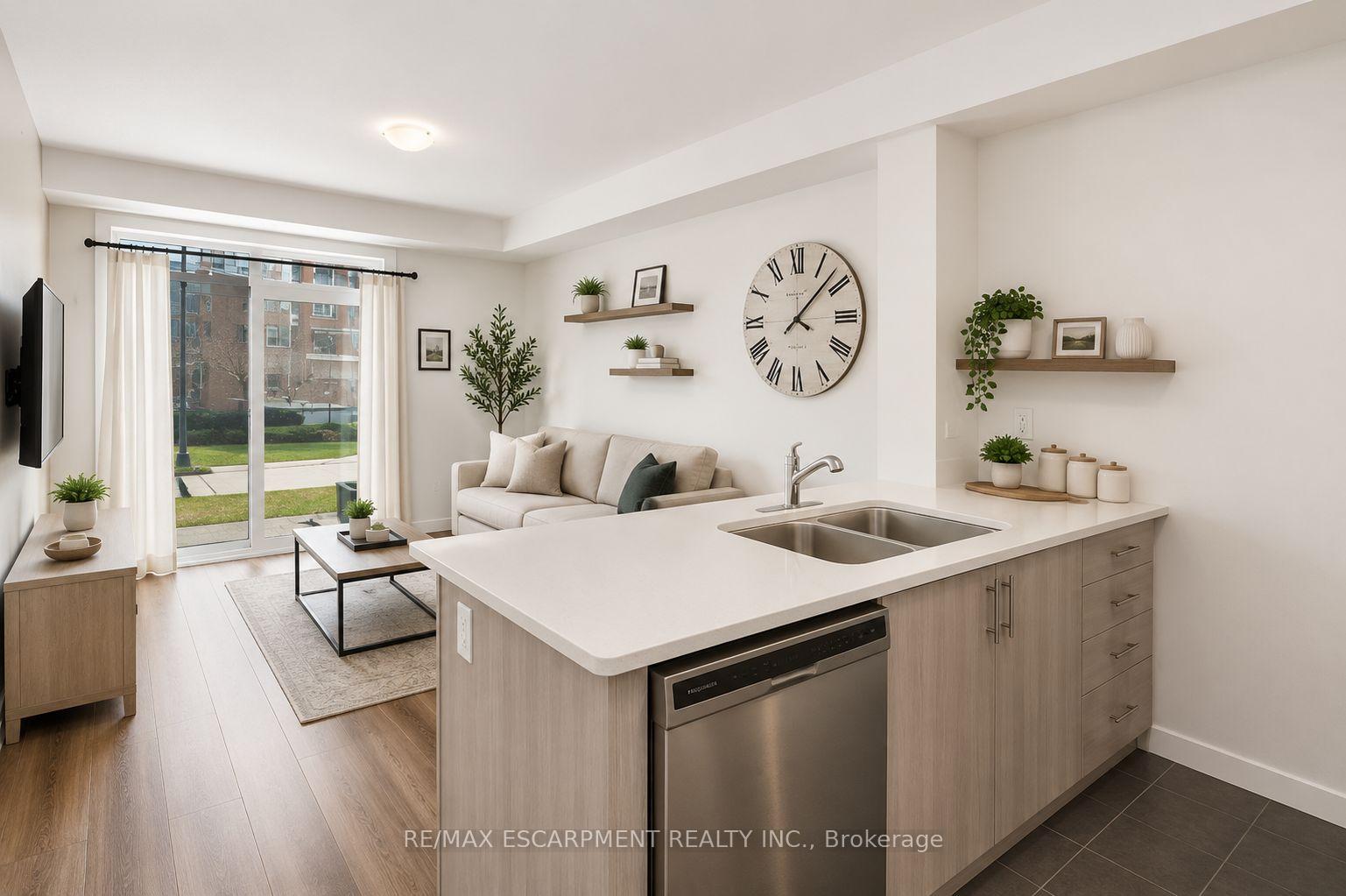 Photo 7 of Unit 102, 125 Shoreview Placeway, Hamilton, Lakeshore — HOMEH