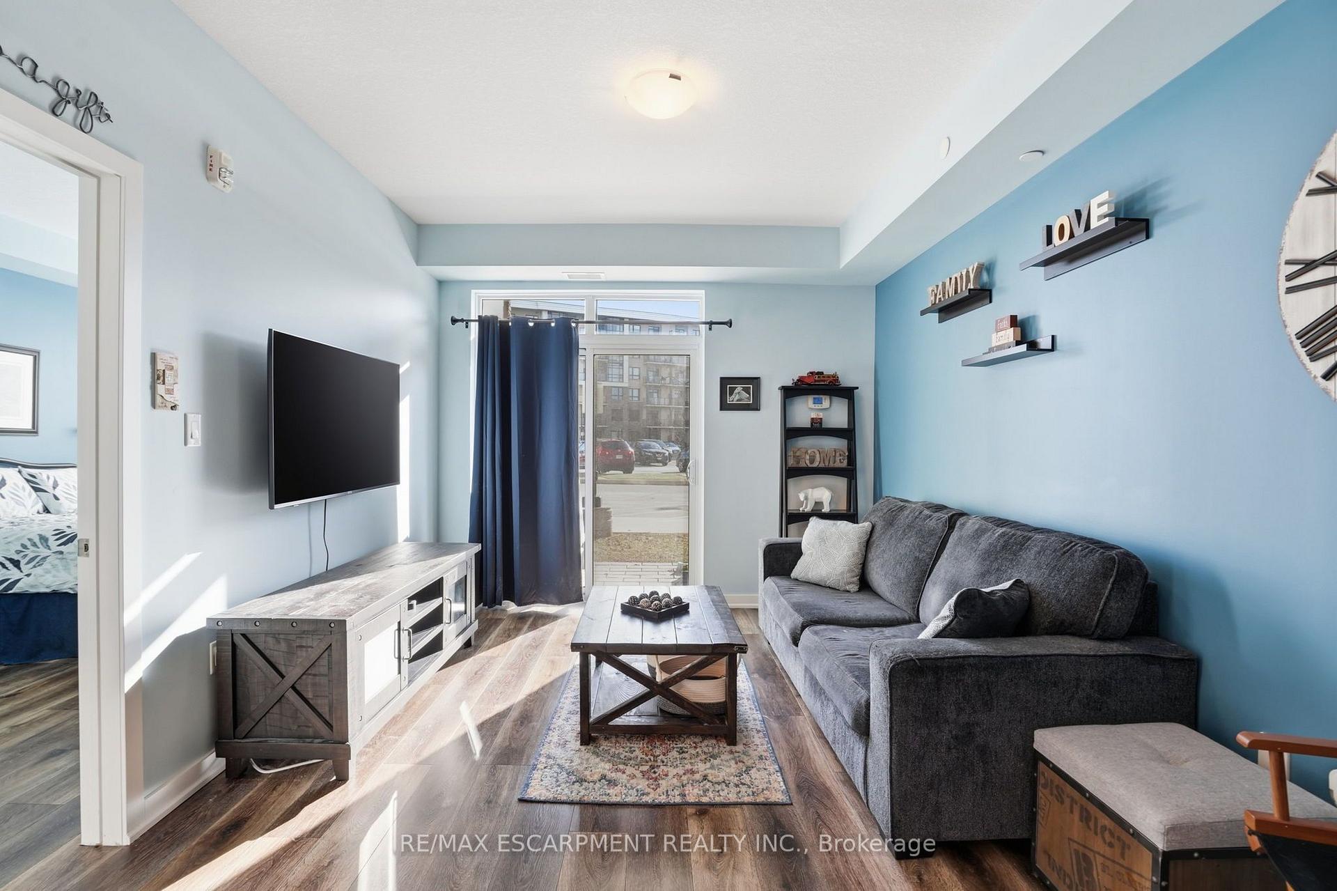 Photo 9 of Unit 102, 125 Shoreview Placeway, Hamilton, Lakeshore — HOMEH