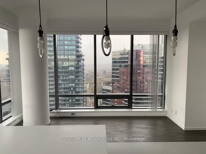 Photo 6 of Unit 2905, 5 St Joseph Street, Toronto, Bay Street Corridor — HOMEH