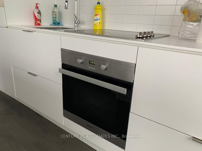 Photo 7 of Unit 2905, 5 St Joseph Street, Toronto, Bay Street Corridor — HOMEH