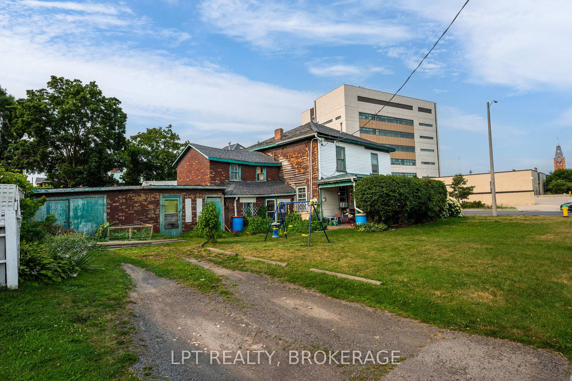 Photo 11 of 180 James Street, Belleville, Belleville Ward — HOMEH