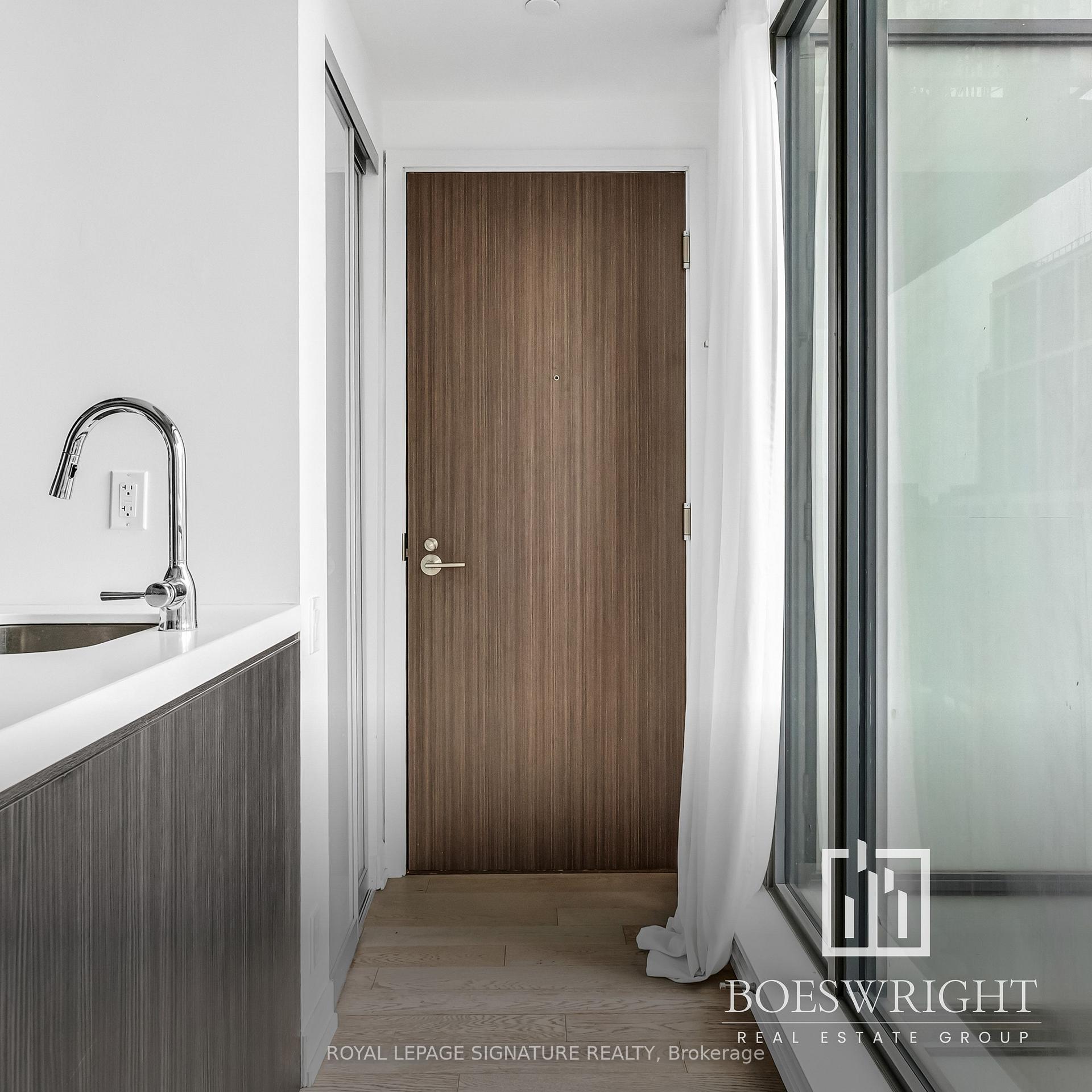 Photo 7 of Unit 916, 461 Adelaide Street W, Toronto, Waterfront Communities — HOMEH