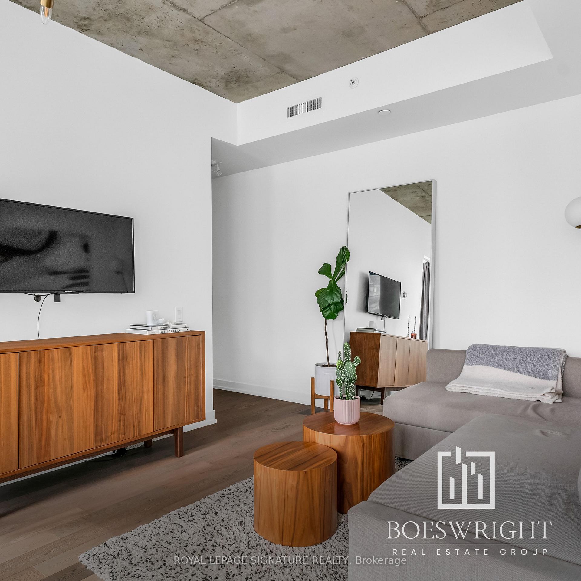 Photo 17 of Unit 916, 461 Adelaide Street W, Toronto, Waterfront Communities — HOMEH
