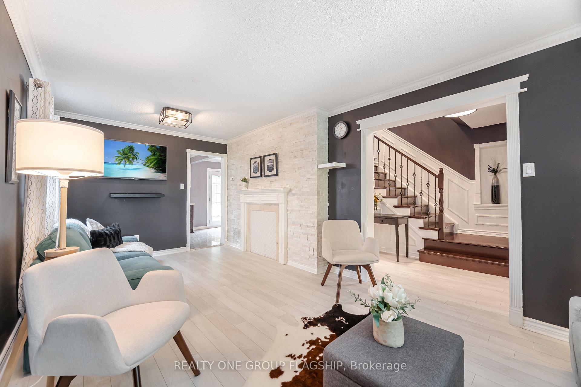 Photo 12 of 7267 Windbreak Upper Court, Mississauga, Meadowvale — HOMEH