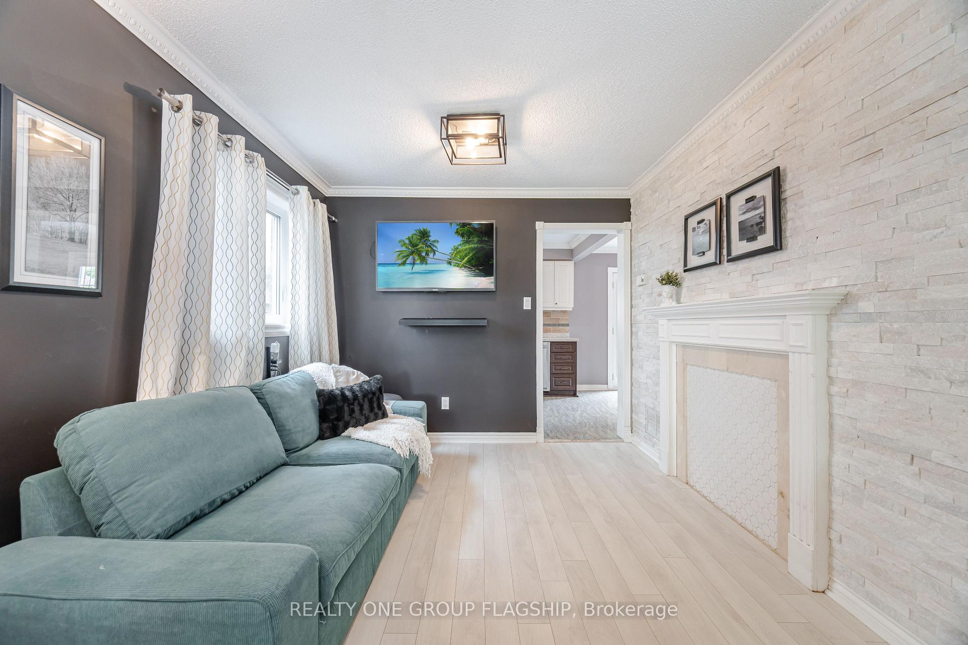 Photo 13 of 7267 Windbreak Upper Court, Mississauga, Meadowvale — HOMEH