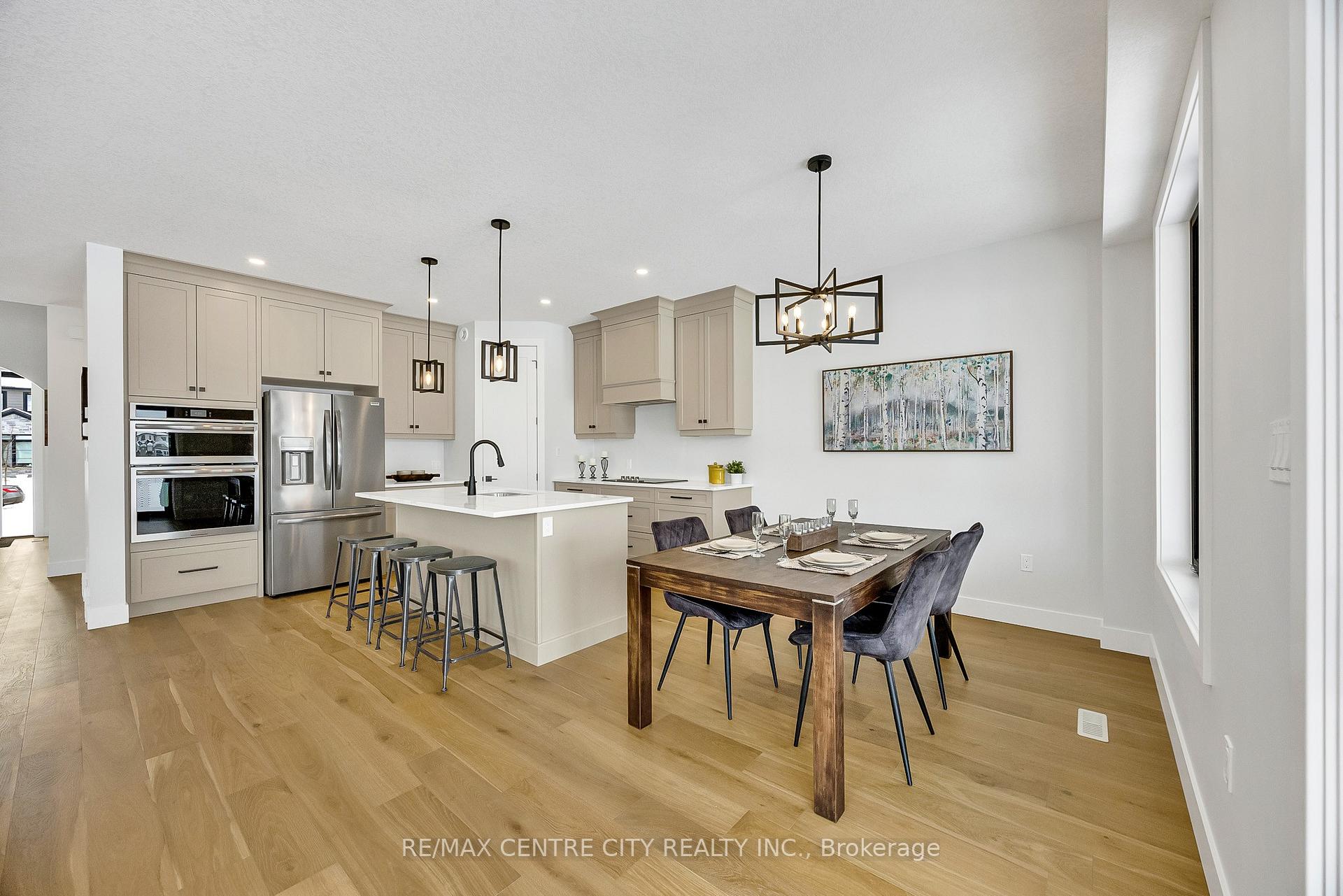 Photo 12 of 211 Foxborough Place, Thames Centre, Thorndale — HOMEH