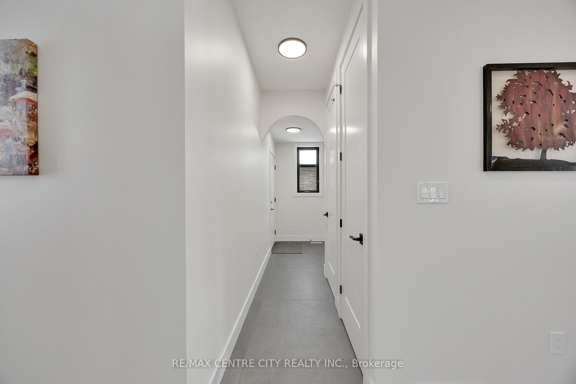 Photo 25 of 211 Foxborough Place, Thames Centre, Thorndale — HOMEH