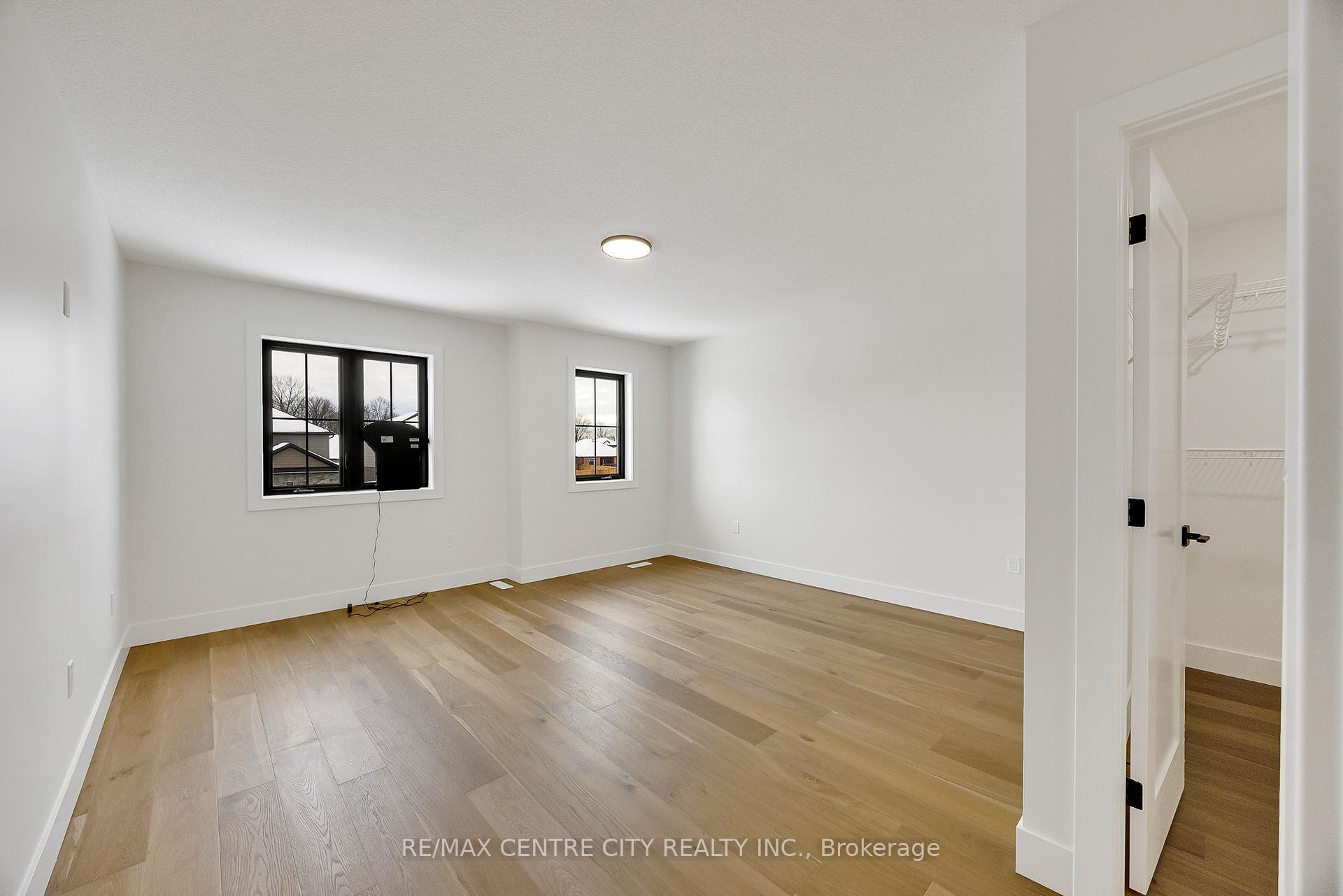 Photo 27 of 211 Foxborough Place, Thames Centre, Thorndale — HOMEH
