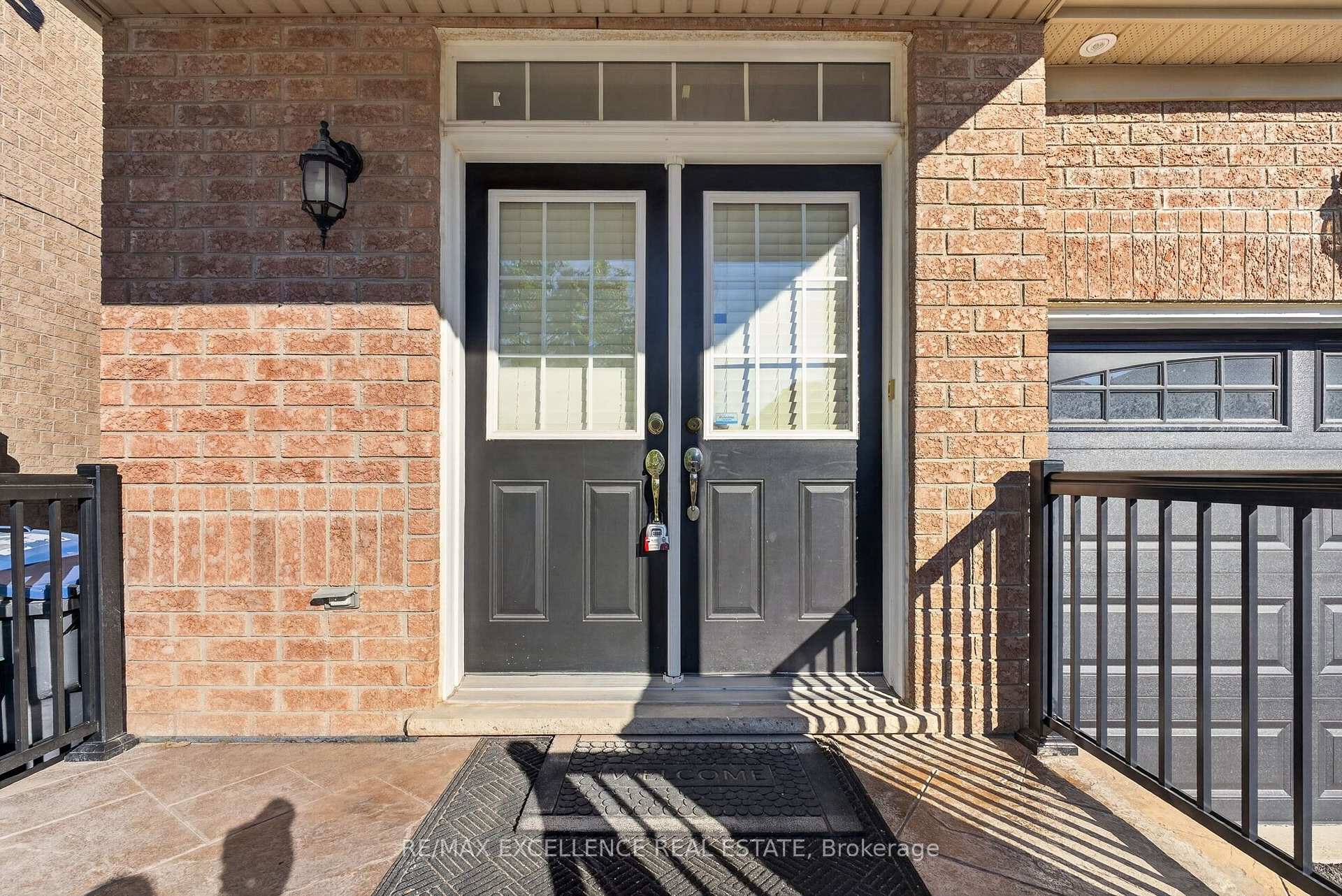 Photo 3 of 12 Summitgreen Crescent, Brampton, Sandringham-Wellington — HOMEH