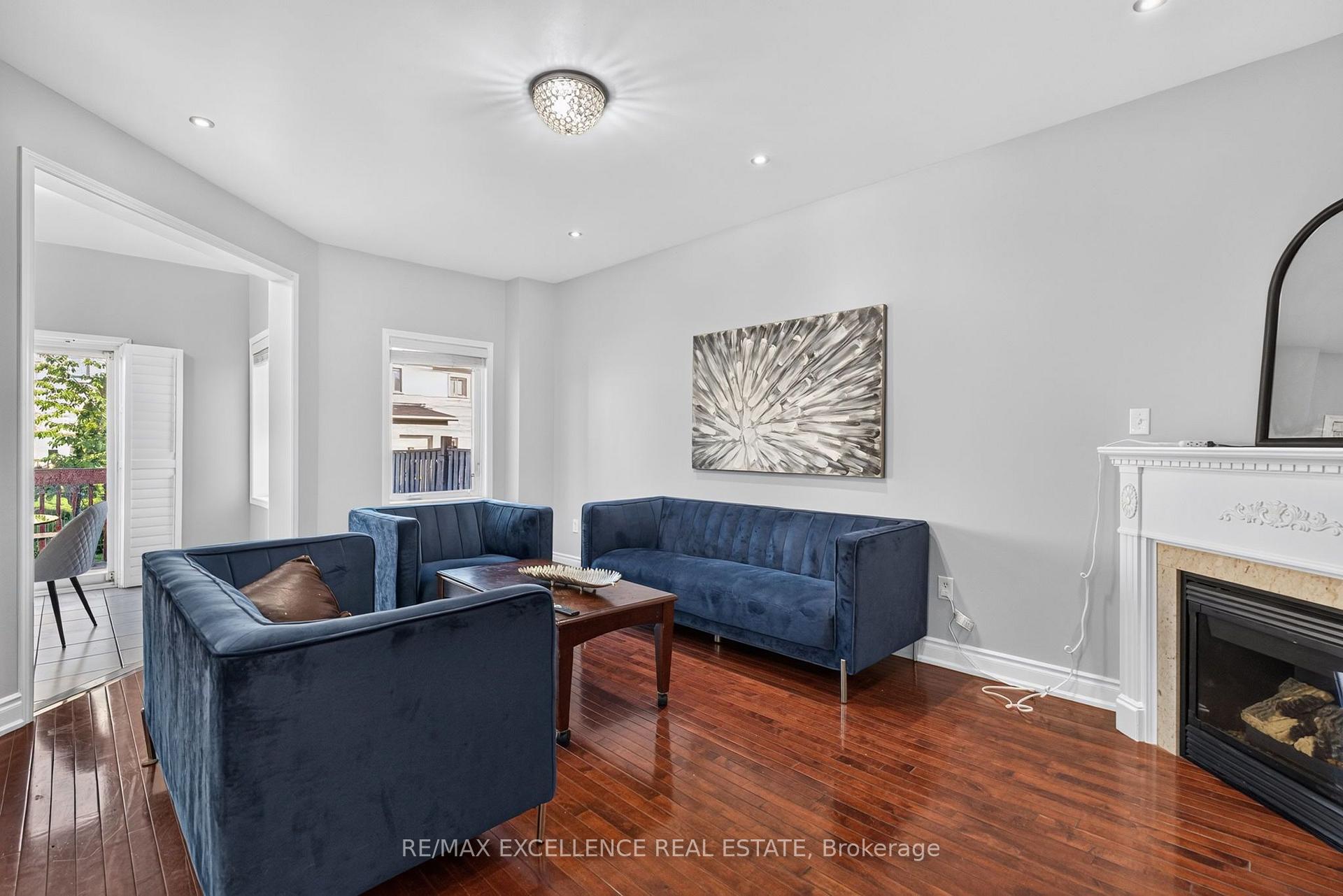 Photo 11 of 12 Summitgreen Crescent, Brampton, Sandringham-Wellington — HOMEH