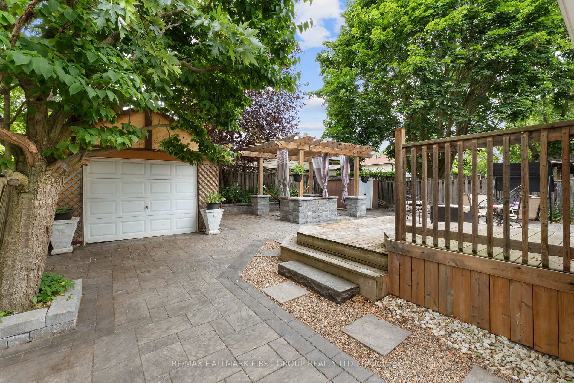 Photo 30 of 945 Donovan Crescent, Whitby, Williamsburg — HOMEH