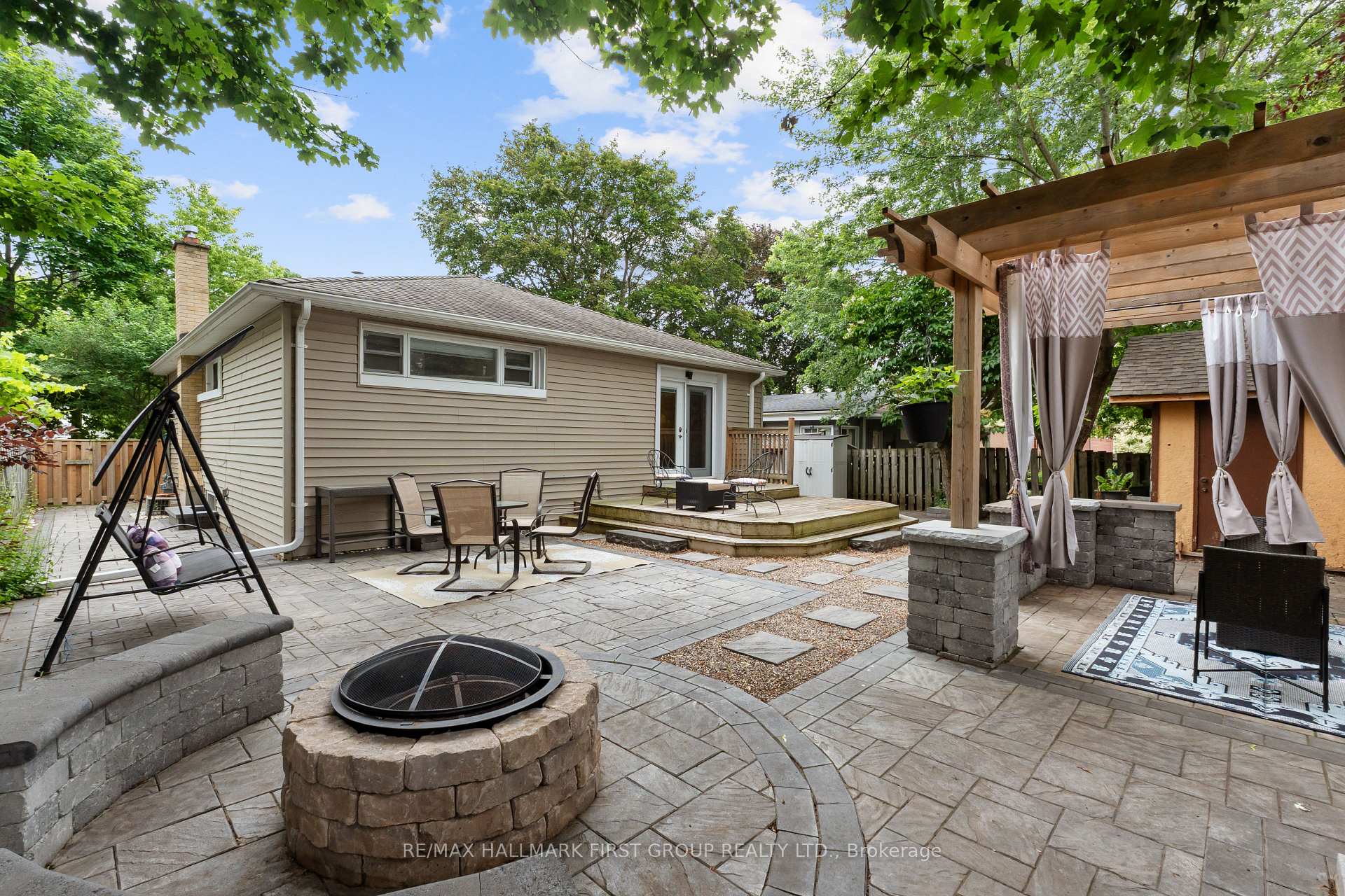 Photo 41 of 945 Donovan Crescent, Whitby, Williamsburg — HOMEH