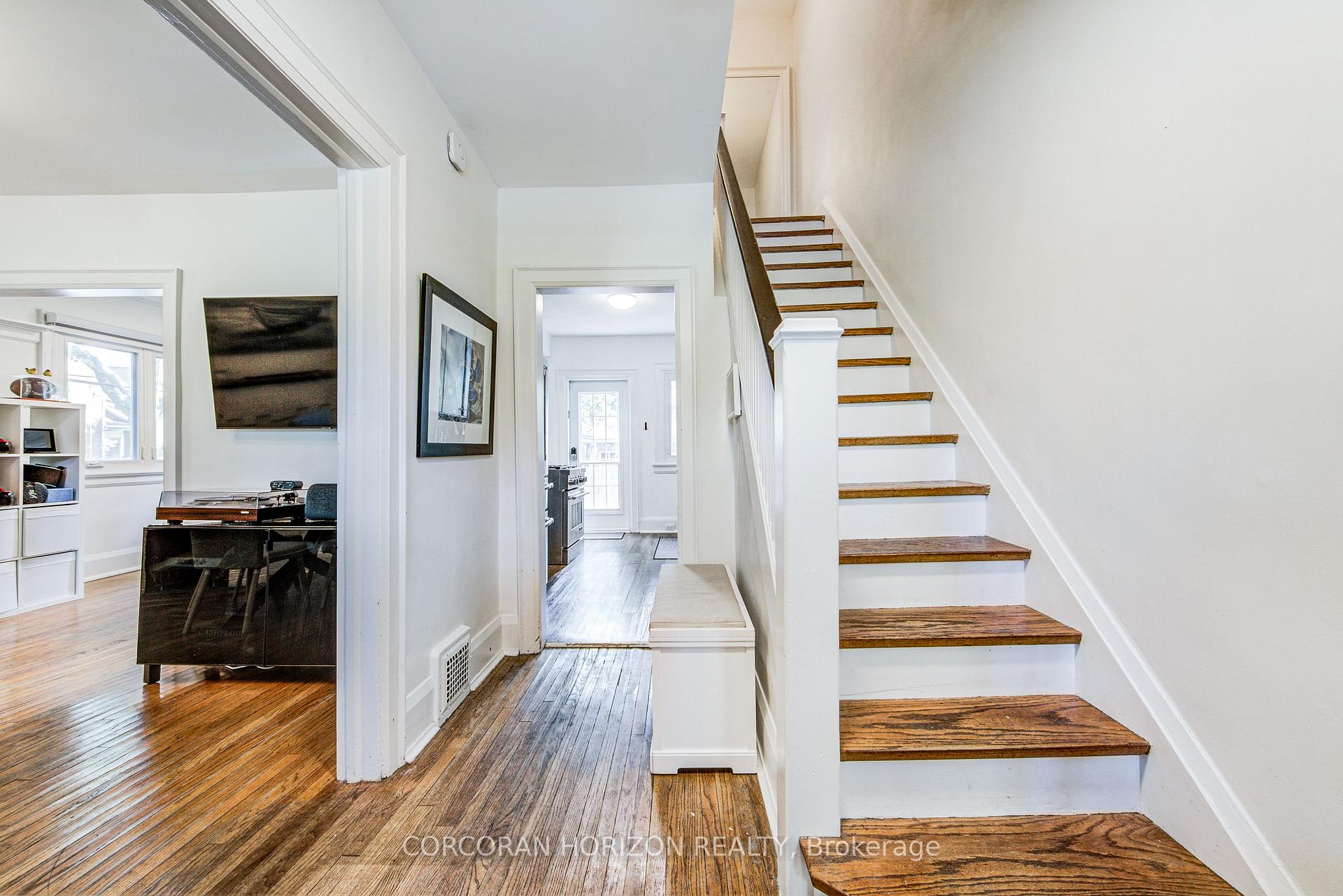 Photo 6 of 77 Montgomery Avenue, Toronto, Yonge-Eglinton — HOMEH