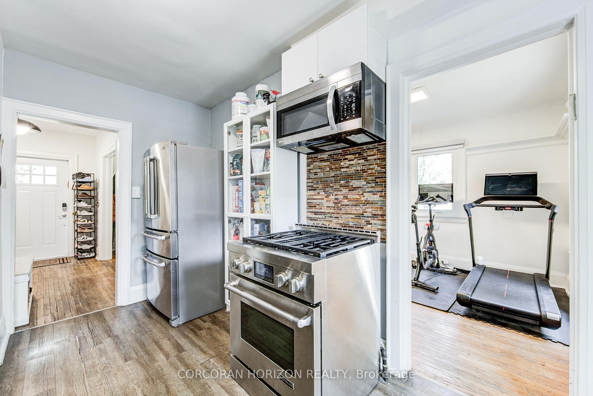 Photo 11 of 77 Montgomery Avenue, Toronto, Yonge-Eglinton — HOMEH