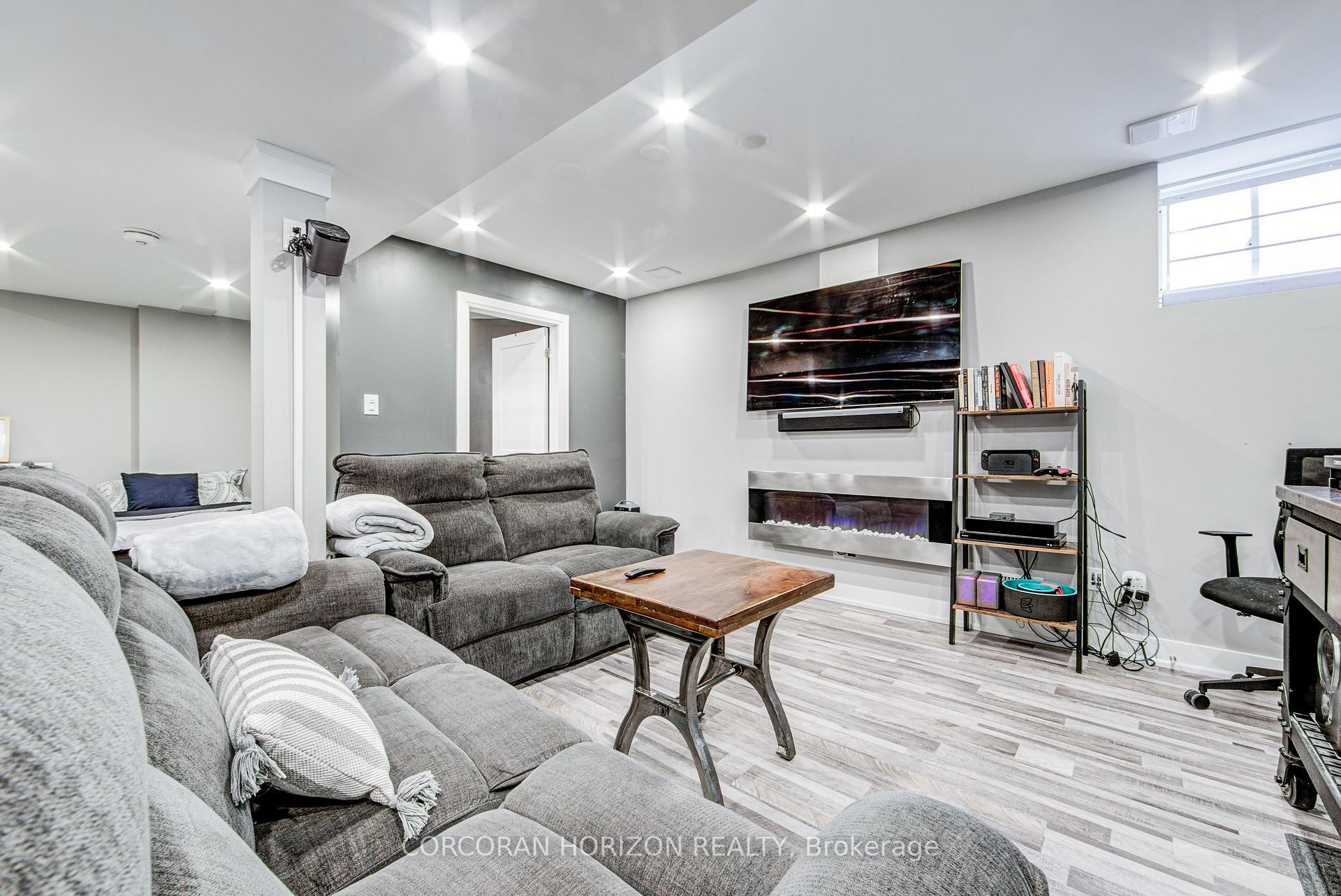 Photo 37 of 77 Montgomery Avenue, Toronto, Yonge-Eglinton — HOMEH