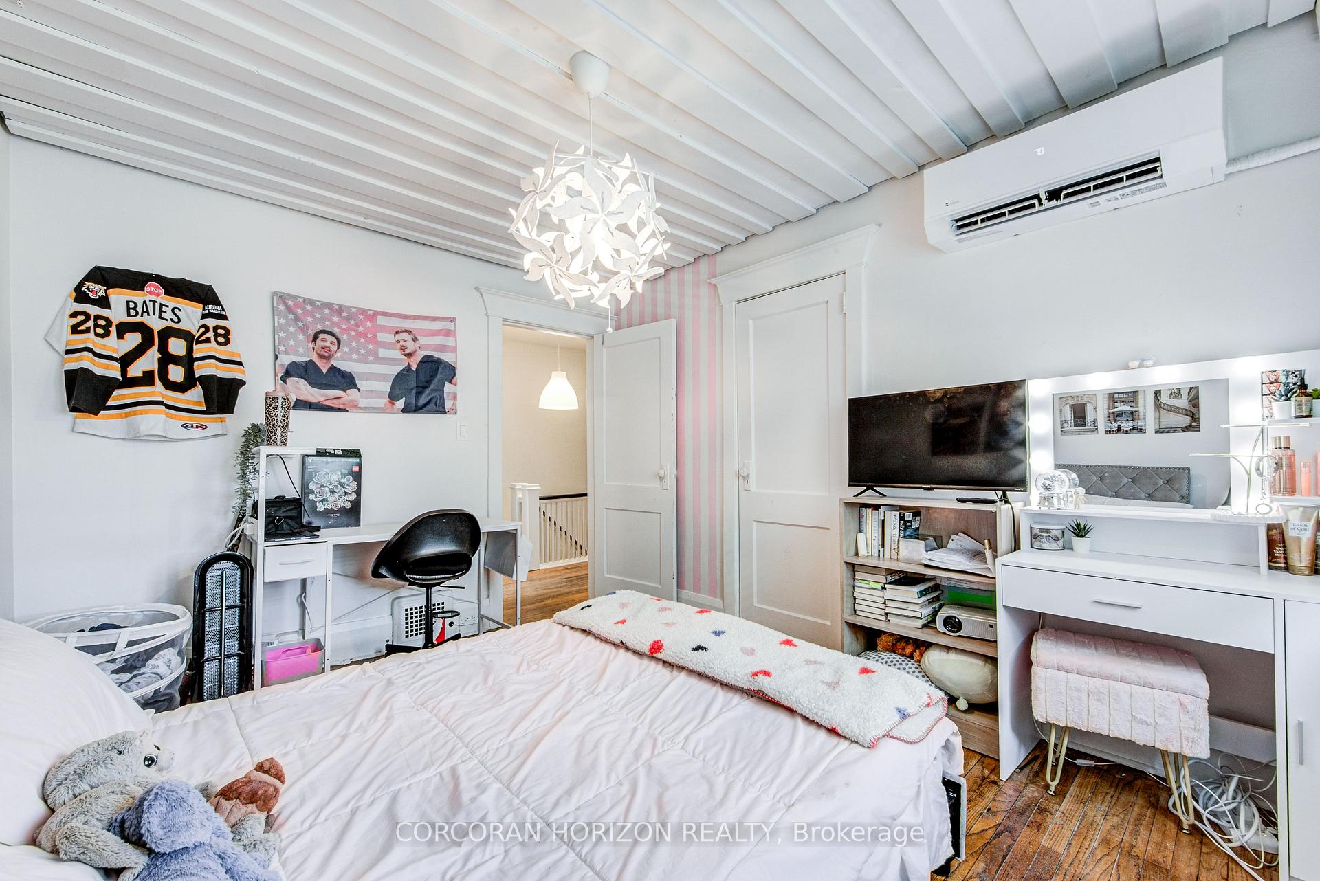 Photo 35 of 77 Montgomery Avenue, Toronto, Yonge-Eglinton — HOMEH