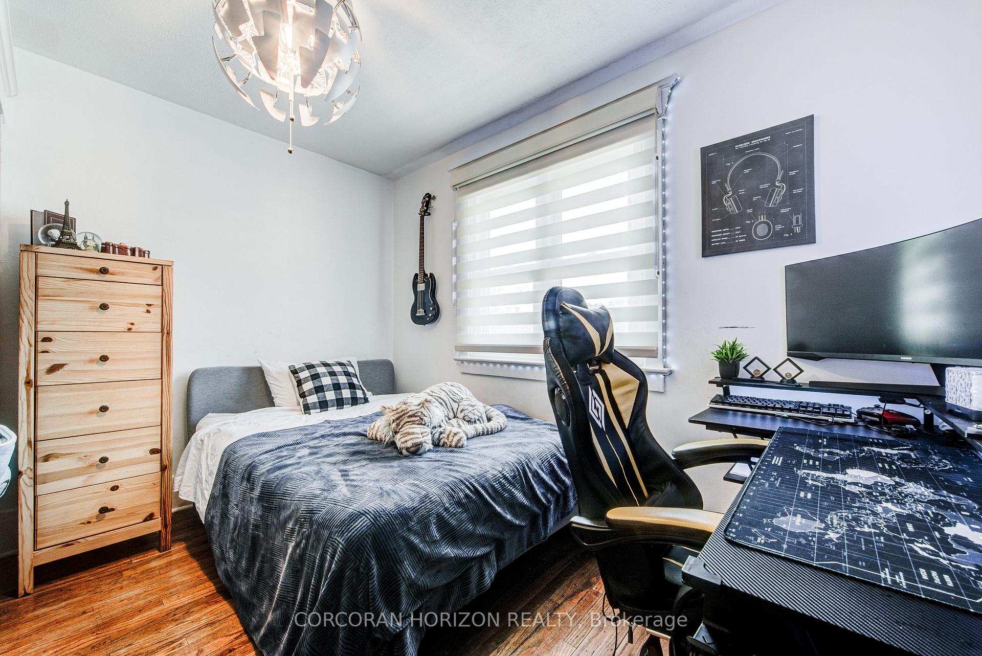 Photo 44 of 77 Montgomery Avenue, Toronto, Yonge-Eglinton — HOMEH
