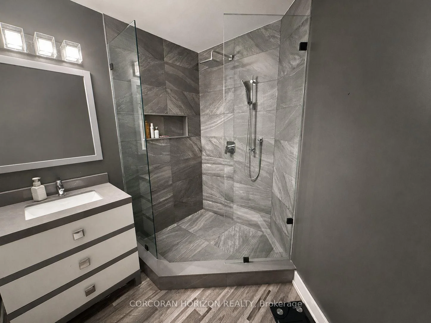 Photo 61 of 77 Montgomery Avenue, Toronto, Yonge-Eglinton — HOMEH